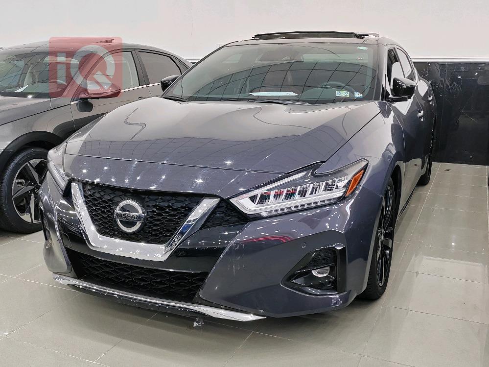 Nissan Maxima